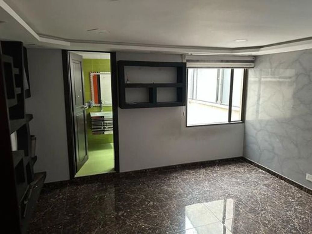 Apartamento de 7 alcobas en venta en Teusaquillo, Bogotá, 250 m² · foto 6 de 12