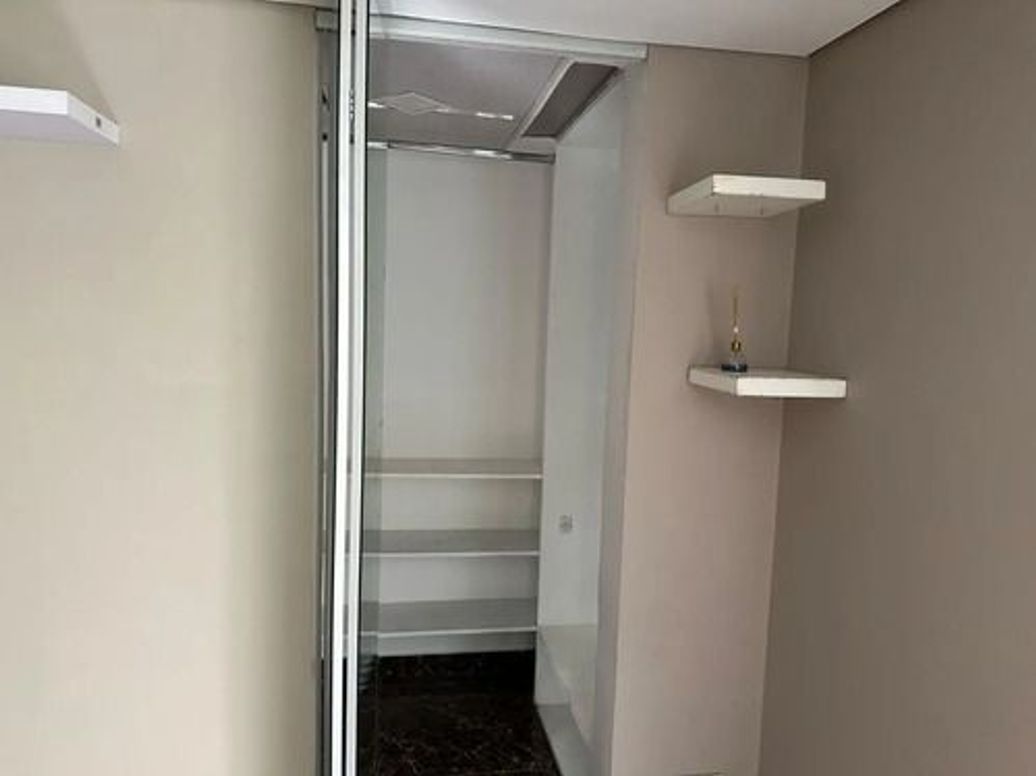 Apartamento de 7 alcobas en venta en Teusaquillo, Bogotá, 250 m² · foto 10 de 12