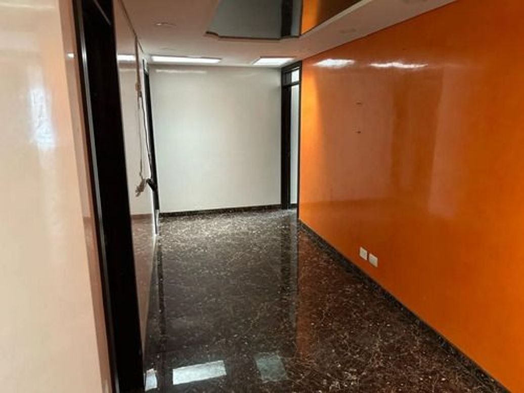Apartamento de 7 alcobas en venta en Teusaquillo, Bogotá, 250 m² · foto 12 de 12