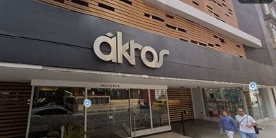 Se arrienda apartaestudio  amoblado  en la cl 23 con 5, garaje y depósito mobiliario moderno , edificio con amenidades, terraza con BB, salas de reuniones, cancha de squash.