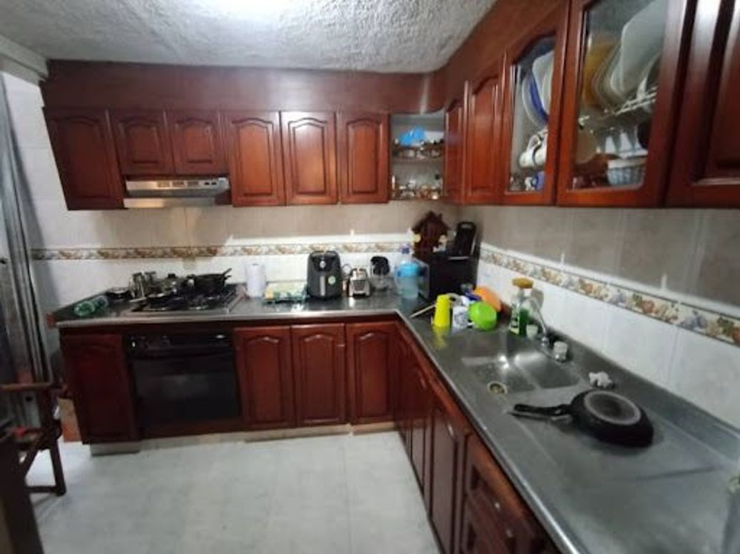 Casa de 4 alcobas en venta en Villas De Granada, Bogotá, 128 m² · foto 7 de 20