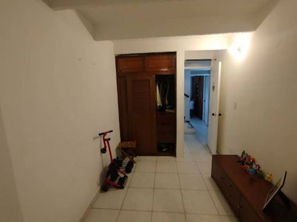 Casa de 4 alcobas en venta en Villas De Granada, Bogotá, 128 m² · foto 14 de 20