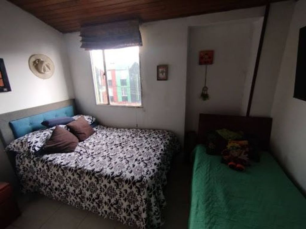 Casa de 4 alcobas en venta en Villas De Granada, Bogotá, 128 m² · foto 18 de 20