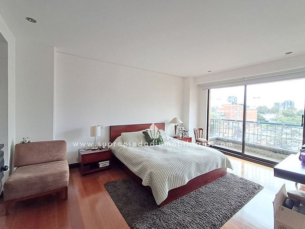 Apartamento de 5 alcobas en venta en Santa Bibiana, Bogotá, 337 m² · foto 9 de 20