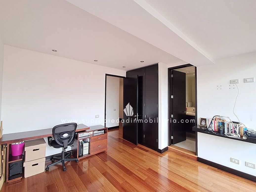 Apartamento de 5 alcobas en venta en Santa Bibiana, Bogotá, 337 m² · foto 15 de 20