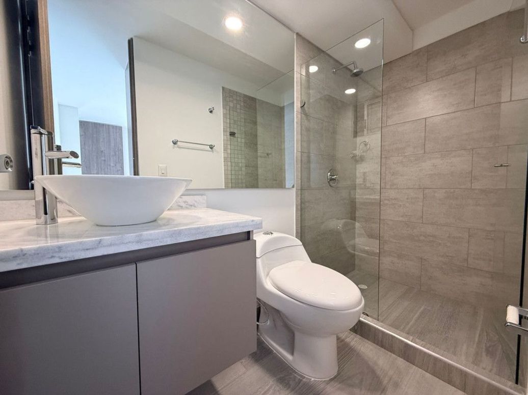 Apartamento de 2 alcobas en venta en Santa Teresa, Bogotá, 60 m² · foto 7 de 20