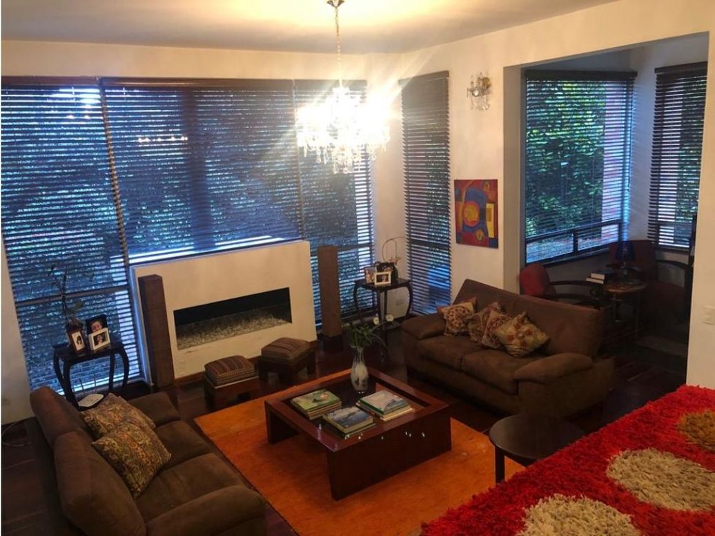 Casa de 6 alcobas en venta en Suba Naranjos, Bogotá, 737 m² · foto 9 de 20