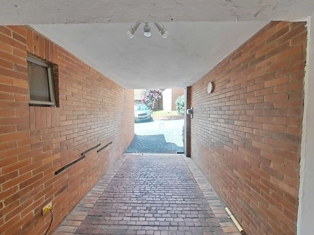 Casa de 6 alcobas en venta en Sotileza, Bogotá, 292 m² · foto 16 de 20