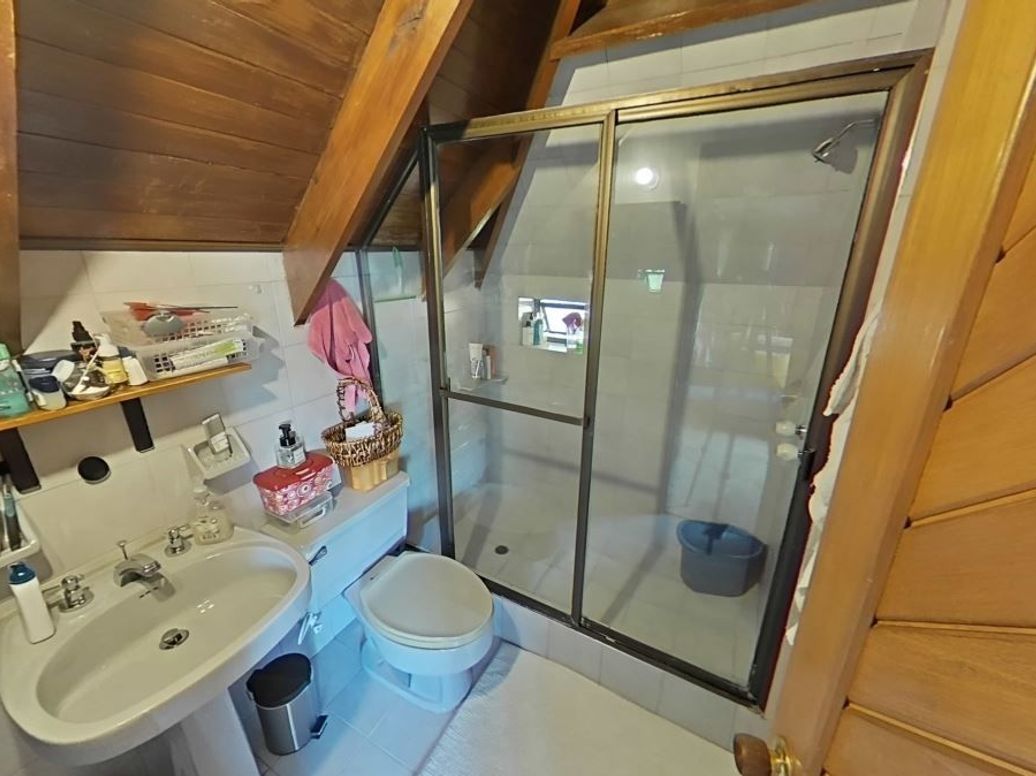 Casa de 6 alcobas en venta en Sotileza, Bogotá, 292 m² · foto 19 de 20