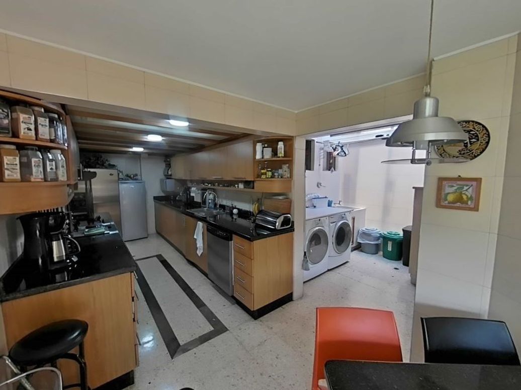 Casa de 6 alcobas en venta en Sotileza, Bogotá, 292 m² · foto 12 de 20