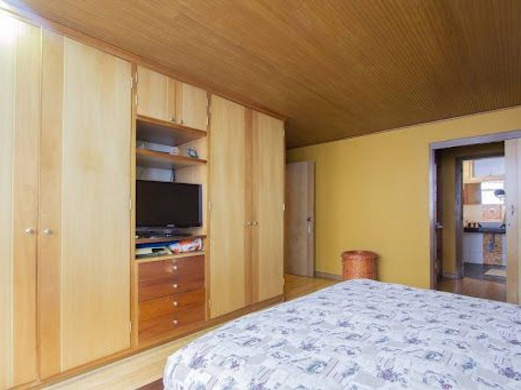 Apartamento de 4 alcobas en venta en El Retiro, Bogotá, 207 m² · foto 19 de 20