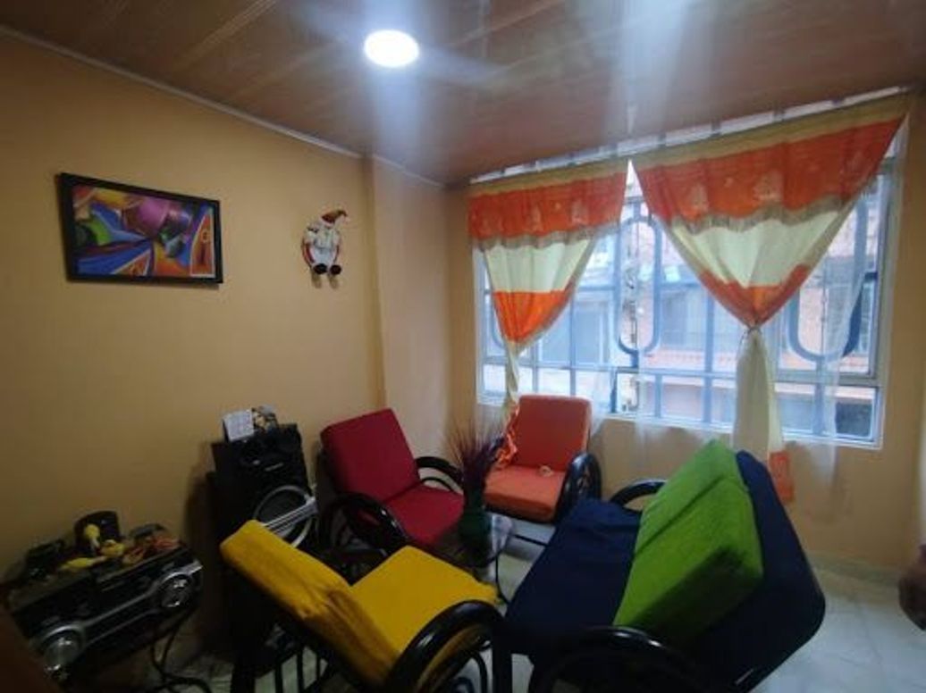 Apartamento de 4 alcobas en venta en Villa Cindy, Bogotá, 117 m² · foto 12 de 17
