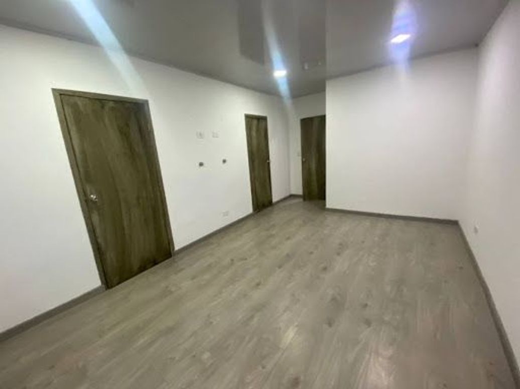 Casa de 3 alcobas en venta en Ciudad Kennedy Central, Bogotá, 180 m² · foto 5 de 15