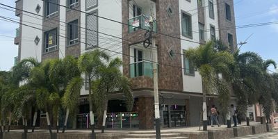 COD 26377- TE OFRECEMOS UN APARTAMENTO EN EL EDF SALOME PARA ARRIENDO SIN MUEBLES O CON MUBLES, UBICADO EN EXCLUSIVO SECTOR DE CANAPOTE, PISO 2,3 Y 4 TIENE 80.50 MT2, EXCELENTES ACABADOS, 3 HABITACIONES LA PRINCIPAL CON BAÑO Y CON CLOSET, 1 BAÑO, BALCON AMPLIO VISTA PANORAMICA, SE ENTREGAN CON AIRES ACONDICIONADOS, TAMBIEN ESTA LA OPCION DE ARRENDAR CON MUEBLES , UBICADO A 10 MINUTOS DEL CENTRO HISTORICO, RODEADO DE RESTAURANTES, CENTROS COMERCIALES Y SUPERMERCADOS. NO PIERDAS ESTA OPORTUNIDAD, Y AGENDA TU CITA CEL: 3158007683-SIN PARQUEADERO