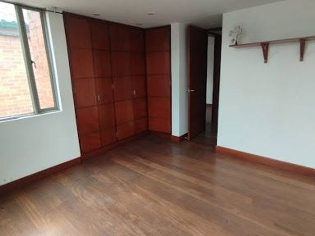 Casa de 5 alcobas en venta en Ciudad Salitre, Bogotá, 130 m² · foto 18 de 20