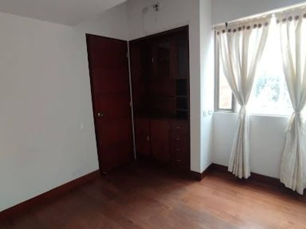 Casa de 5 alcobas en venta en Ciudad Salitre, Bogotá, 130 m² · foto 8 de 20