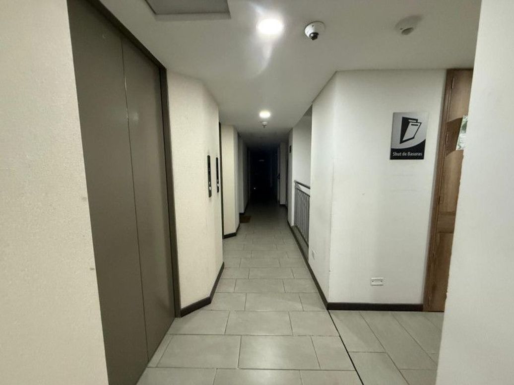 Apartaestudio en venta en Chapinero Central, Bogotá, 24 m² · foto 16 de 17