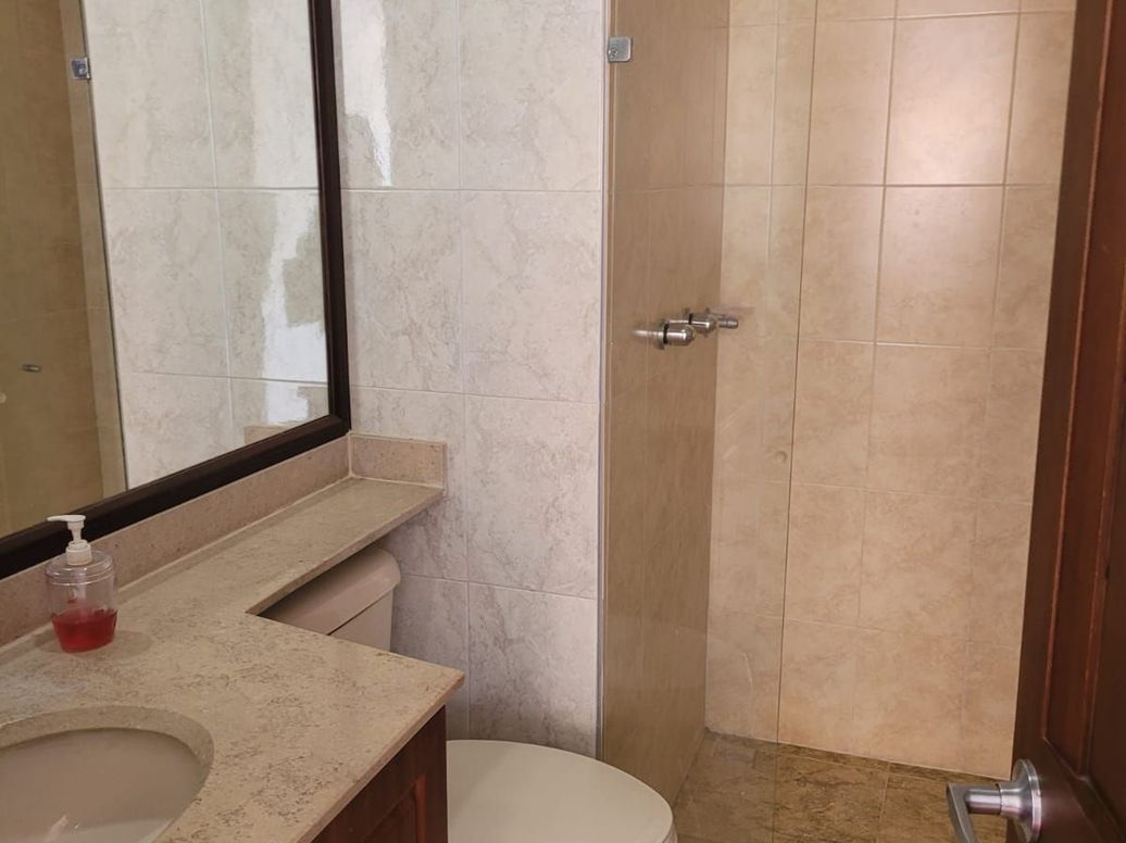 Apartamento de 3 alcobas en venta en Victoria Norte, Bogotá, 135 m² · foto 8 de 14