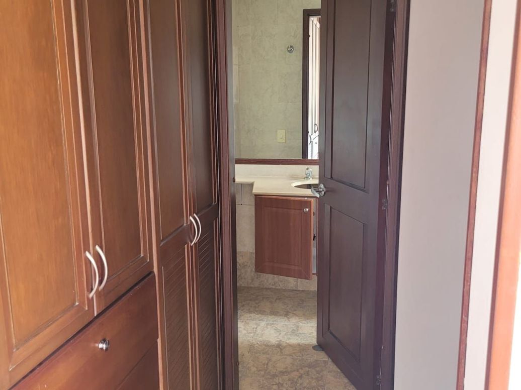Apartamento de 3 alcobas en venta en Victoria Norte, Bogotá, 135 m² · foto 10 de 14