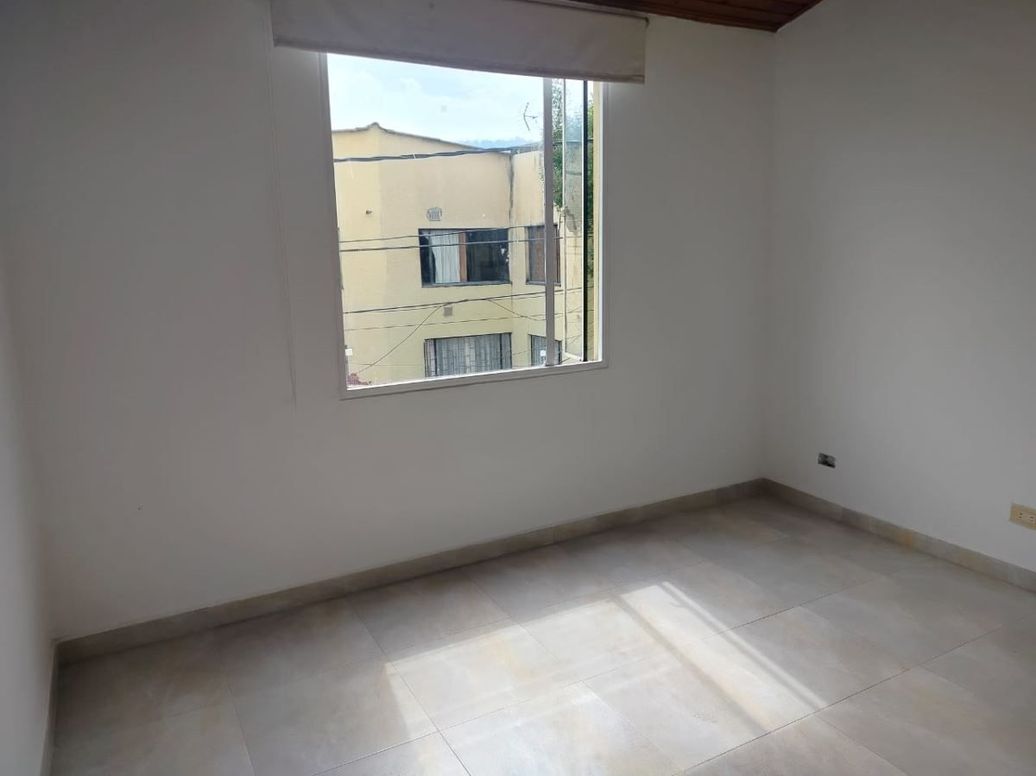 Casa de 3 alcobas en venta en San Antonio Norte, Bogotá, 75 m² · foto 15 de 18