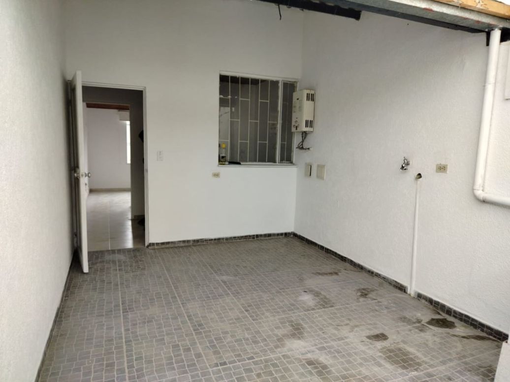 Casa de 3 alcobas en venta en San Antonio Norte, Bogotá, 75 m² · foto 17 de 18