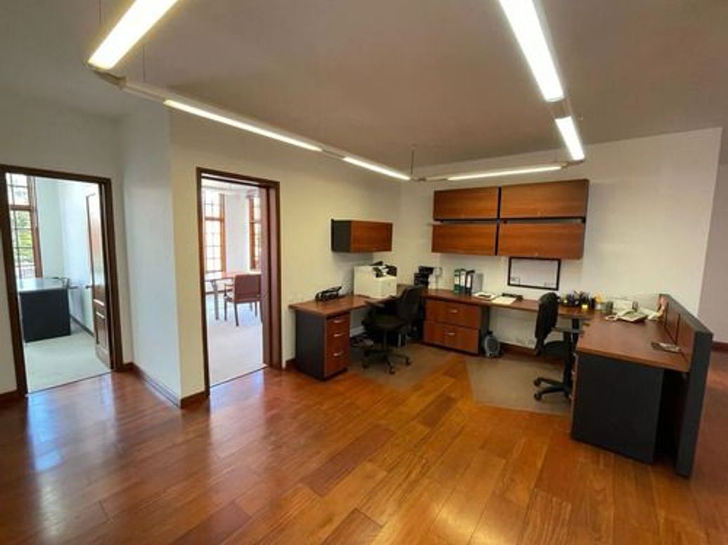 Casa de 14 alcobas en venta en Chapinero Norte, Bogotá, 641 m² · foto 20 de 20