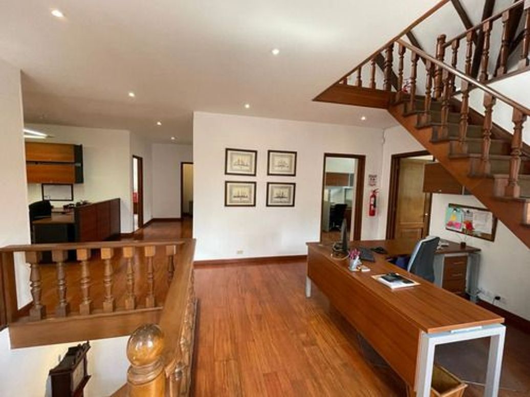 Casa de 14 alcobas en venta en Chapinero Norte, Bogotá, 641 m² · foto 15 de 20