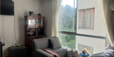 ¡Apartamento en Venta en Villamaría, Caldas! ?✨

Este acogedor apartamento de 39 m², ubicado en el cuarto piso de una urbanización cerrada, es ideal para quienes buscan comodidad y tranquilidad en un entorno residencial.

?️ Distribución Funcional: Cuenta con 2 habitaciones, 1 baño, sala-comedor y cocina con gas domiciliario, ofreciendo un espacio práctico y bien distribuido.

? Comodidad y Accesibilidad: Dispone de ascensor y parqueadero descubierto para visitantes, además de acceso pavimentado para mayor facilidad.

? Ubicación Estratégica: Situado en una zona residencial tranquila, con todos los servicios esenciales como agua, electricidad y transporte cercano.

? Pet Friendly: ¡Tu mascota también es bienvenida!

¡No pierdas la oportunidad de adquirir tu nuevo hogar! Contáctanos para más información. ??


 
