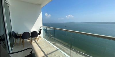 En venta Apartamento Duplex , con una hermosa vista al mar, con un area  de  121  Mts2.


 2 Alcobas 
 2 Baños 
 Baño social.
 Cocina integral.
 Zona de labores.
 1 Parqueadero
 Edificio cuenta con zona social, piscina, gimnasio, BBQ, turco, sauna, jacuzzi, parque infantil.


