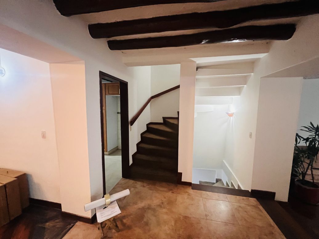 Casa de 4 alcobas en venta en El Batan, Bogotá, 200 m² · foto 5 de 20