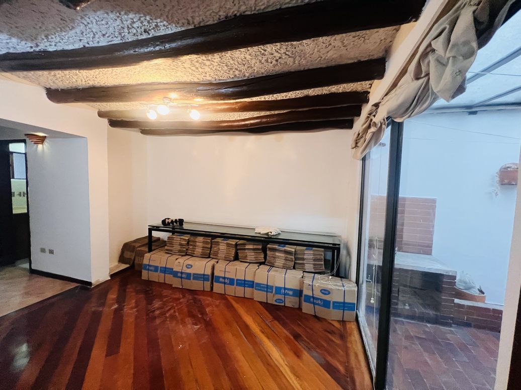 Casa de 4 alcobas en venta en El Batan, Bogotá, 200 m² · foto 13 de 20