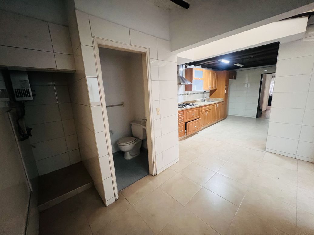 Casa de 4 alcobas en venta en El Batan, Bogotá, 200 m² · foto 10 de 20