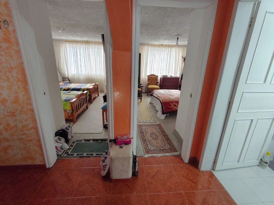 Casa de 14 alcobas en venta en San José Del Prado, Bogotá, 520 m² · foto 7 de 20