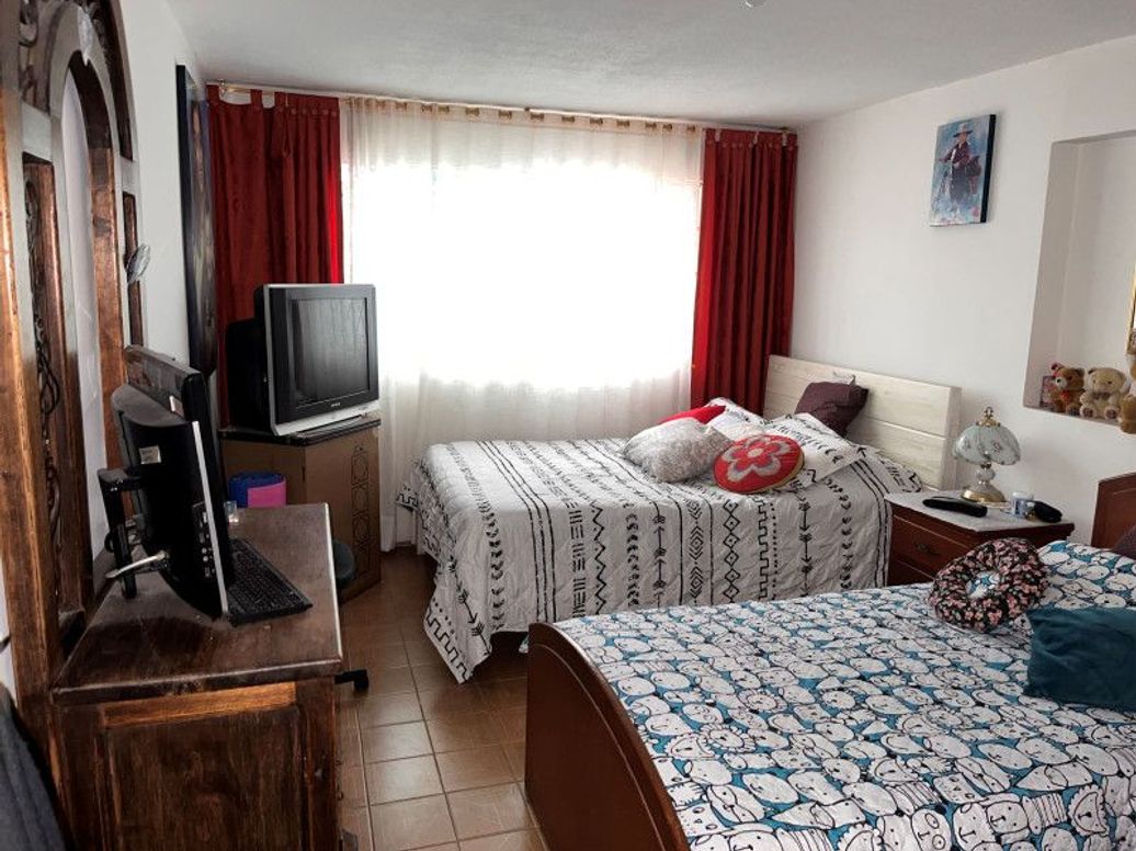 Casa de 14 alcobas en venta en San José Del Prado, Bogotá, 520 m² · foto 15 de 20