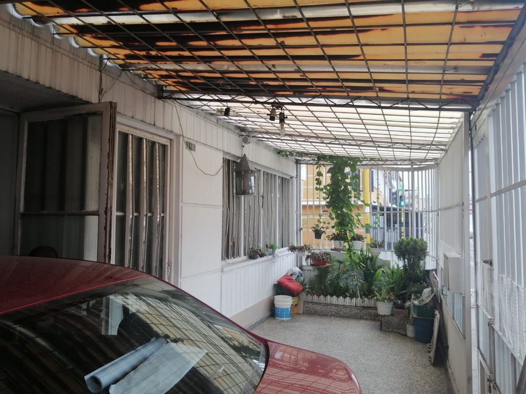 Casa de 5 alcobas en venta en Santa Isabel Sur, Bogotá, 220 m² · foto 17 de 17