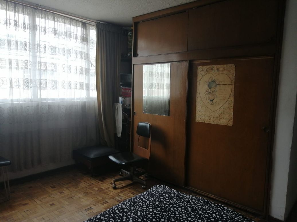 Casa de 5 alcobas en venta en Santa Isabel Sur, Bogotá, 220 m² · foto 13 de 17