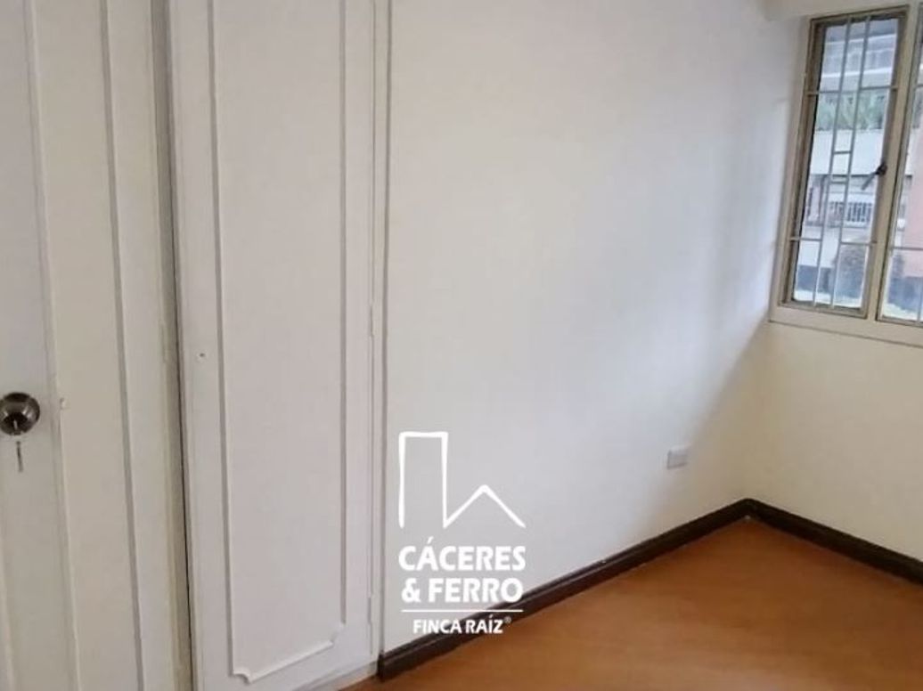 Apartamento en venta en Santa Barbara Central, Bogotá · foto 9 de 18