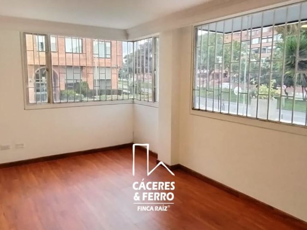 Apartamento en venta en Santa Barbara Central, Bogotá · foto 12 de 18
