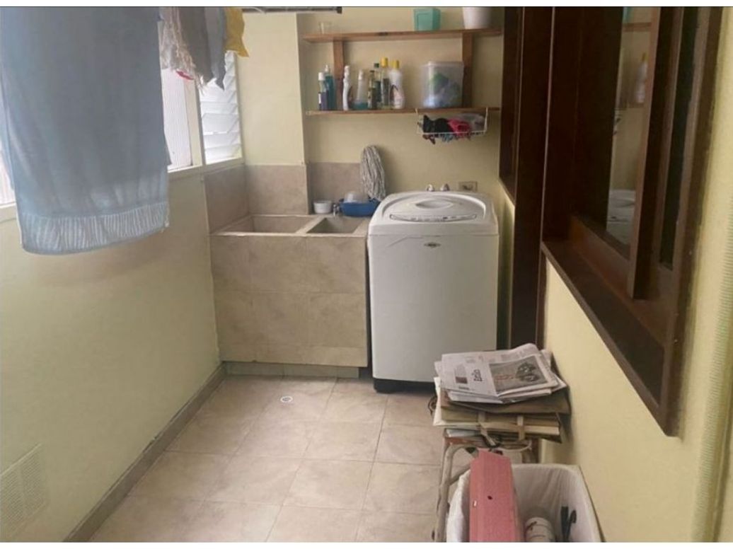 Apartamento de 3 alcobas en venta en Chico, Bogotá, 220 m² · foto 10 de 10