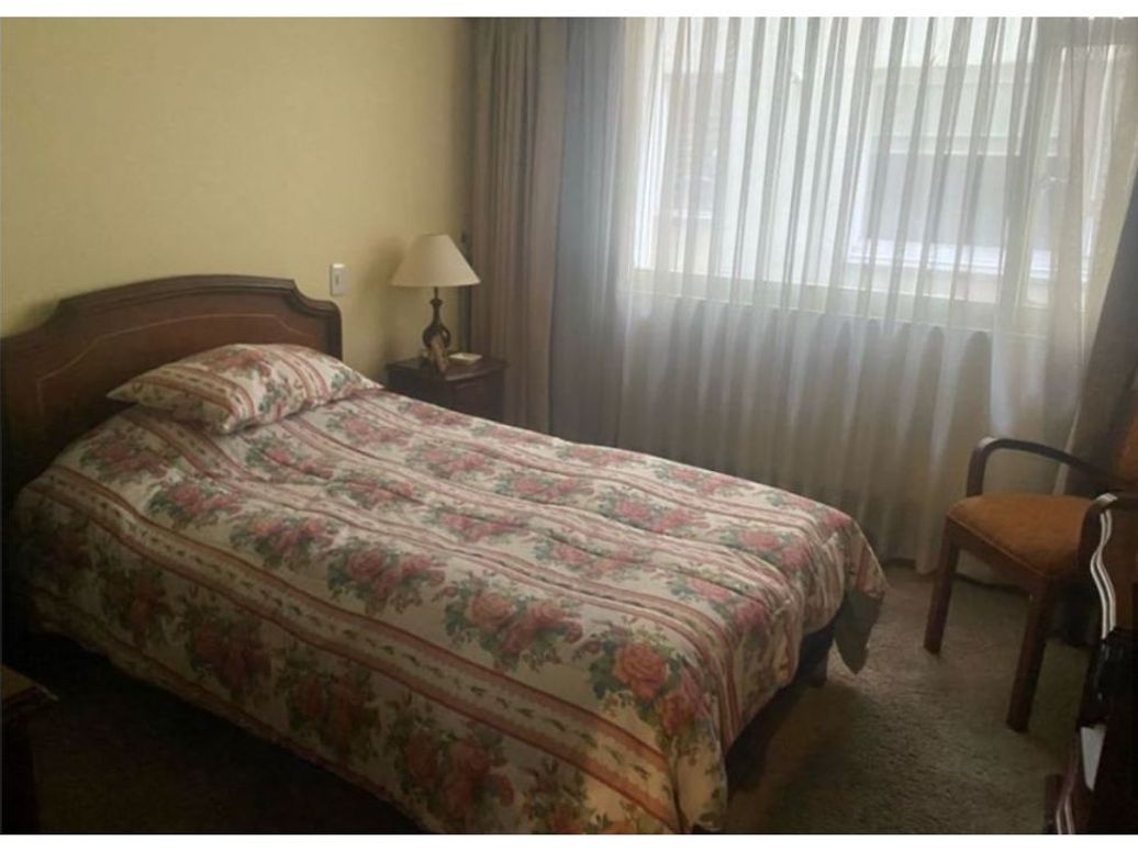 Apartamento de 3 alcobas en venta en Chico, Bogotá, 220 m² · foto 6 de 10