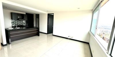 Aparta estudio en arriendo sector Alejandria poblado, pisos en porcelanato,cocina integral abierta con zona de ropas, 01 habitacion con closet y baño cabinado, 01 baño social, 

red de gas, ventanal, parqueadero cubierto.

porteria 24 horas, piscina, turco, sauna, zonas verdes, juegos infantiles.

unidad  cerca a la avenida el poblado, inmueble con excelente vista.

intermobiliaria poblado.
