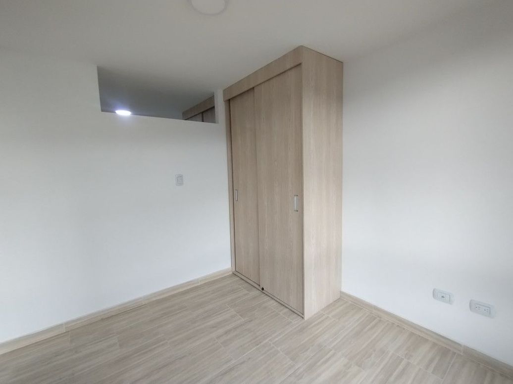 Apartamento de 2 alcobas en venta en El Rolin, Bogotá, 37 m² · foto 8 de 17