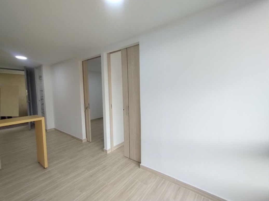 Apartamento de 2 alcobas en venta en El Rolin, Bogotá, 37 m² · foto 5 de 17