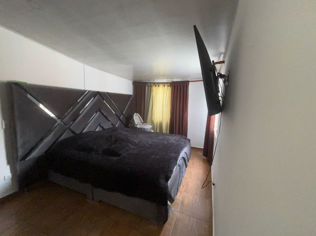 Casa de 4 alcobas en venta en Cooperativa De Sub-Oficiales, Bogotá, 120 m² · foto 9 de 19
