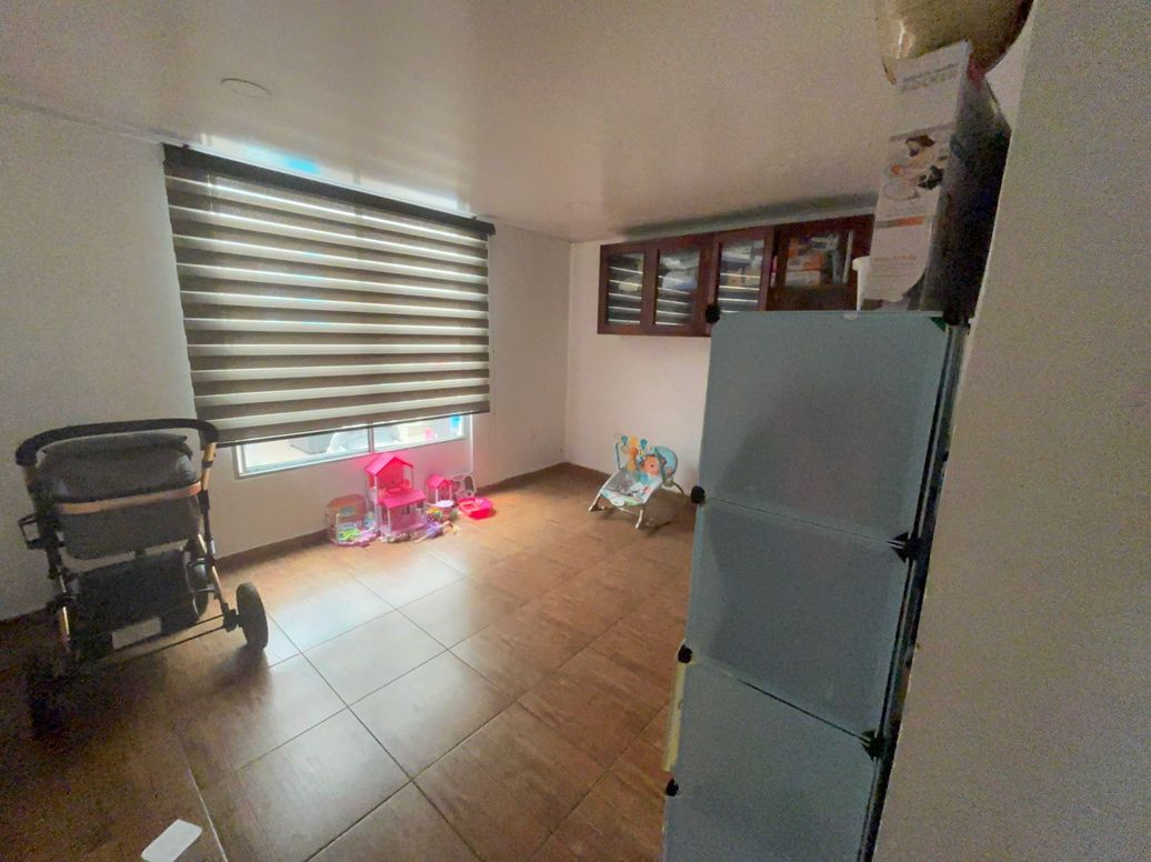 Casa de 4 alcobas en venta en Cooperativa De Sub-Oficiales, Bogotá, 120 m² · foto 5 de 19