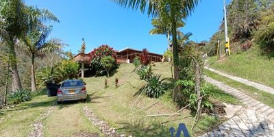 Vende Integridad, inmobiliaria experta en administración y arrendamientos de apartamentos, casas, locales, bodegas y oficinas, Medellín y toda el área Metropolitana.