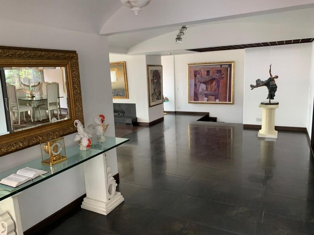 Apartamento de 3 alcobas en venta en Niza Suba, Bogotá, 266 m² · foto 5 de 18