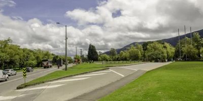 Lote doble ubicado en Jardines de Paz.
