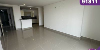 Apartamento en arriendo ubicado en el sector de Villa Campestre, al norte de la Ciudad de Barranquilla, de fácil acceso y transporte, cerca a la Universidad del Norte, colegios, centros comerciales, almacenes de cadena y parques; cuenta con un área aproximada de 99mt2 distribuidos en sala comedor, balcón, cocina integral tipo americano, 3 alcobas con closets, 1 vestier, 2 baños,  área de labores, 2 garajes privados y un deposito. El conjunto tiene amplias zonas sociales y recreativas, lobby, ascensores, piscinas, parque infantil, planta eléctrica de suplencia total, salón social, club house dotado, Gym, vista panorámica, cine, BBQ, turco, terraza lounge y vigilancia privada.