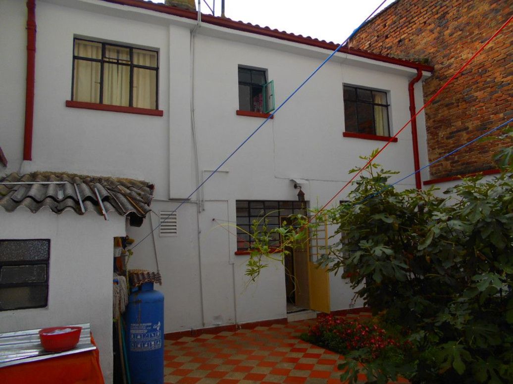 Casa de 3 alcobas en venta en Rafael Uribe, Bogotá, 130 m² · foto 4 de 20